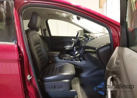 2018 Ford Escape Titanium из США, поврежденный, VIN 1FMCU9J99JUB96433